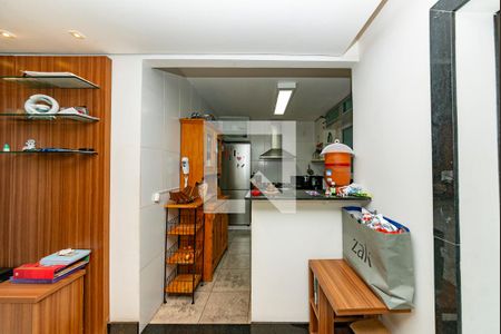 Cozinha de casa de condomínio à venda com 4 quartos, 176m² em Buritis, Belo Horizonte