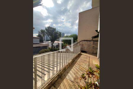 Sacada de casa à venda com 4 quartos, 280m² em Cursino, São Paulo