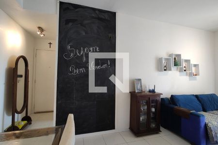 Sala de apartamento para alugar com 3 quartos, 73m² em Camorim, Rio de Janeiro