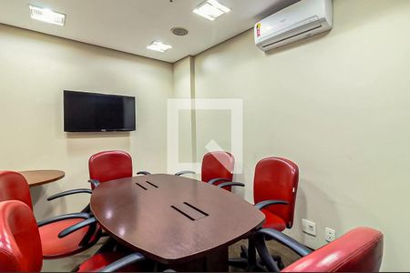 Área comum - Sala de reunião de kitnet/studio para alugar com 1 quarto, 32m² em Jardim Europa, São Paulo