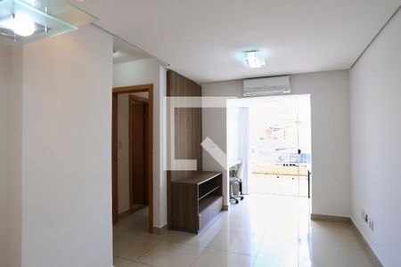 Sala de apartamento à venda com 2 quartos, 100m² em Horto, Belo Horizonte