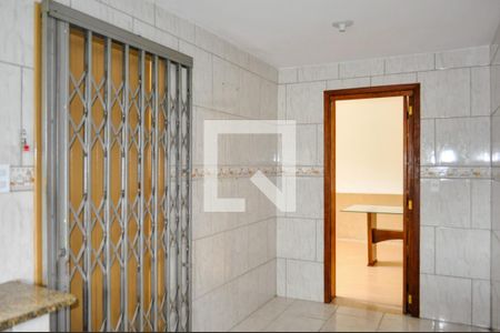 Cozinha de casa para alugar com 4 quartos, 249m² em Teresópolis, Porto Alegre