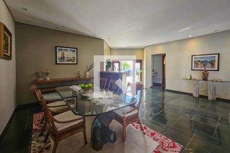 Sala de apartamento para alugar com 5 quartos, 500m² em Jardim Acapulco, Guarujá