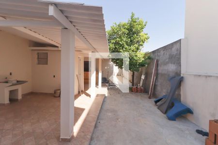 Quintal de casa à venda com 3 quartos, 300m² em Ponte Sao Joao, Jundiaí