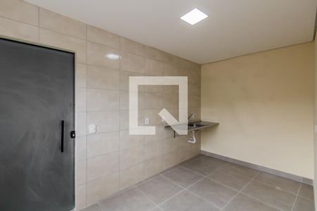 Cozinha de apartamento para alugar com 1 quarto, 28m² em Parque Boturussu, São Paulo