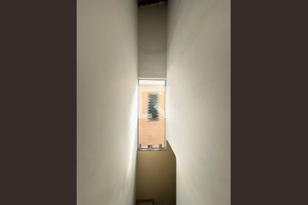 Corredor de casa à venda com 3 quartos, 150m² em Jardim Vila Galvao, Guarulhos