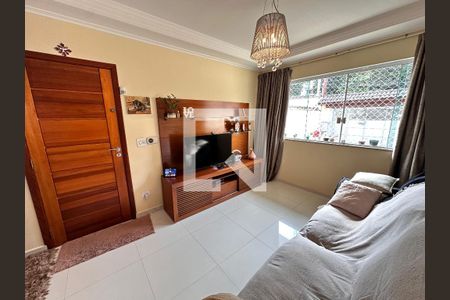 Sala de casa à venda com 3 quartos, 150m² em Jardim Vila Galvao, Guarulhos