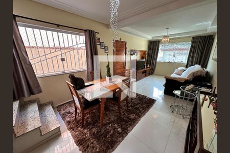 Sala de casa à venda com 3 quartos, 150m² em Jardim Vila Galvao, Guarulhos