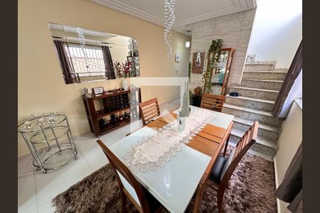 Sala de casa à venda com 3 quartos, 150m² em Jardim Vila Galvao, Guarulhos