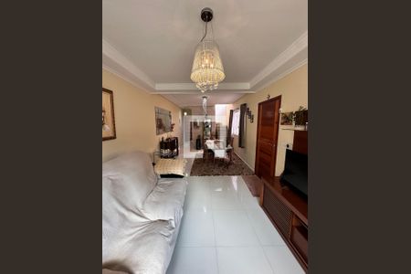 Sala de casa à venda com 3 quartos, 150m² em Jardim Vila Galvao, Guarulhos