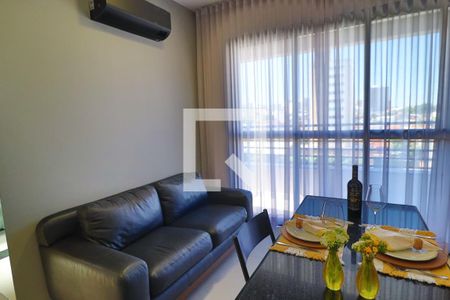 Sala/Cozinha de apartamento para alugar com 1 quarto, 40m² em Saraiva, Uberlândia