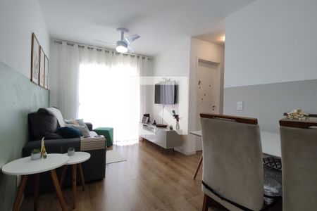 Sala de apartamento para alugar com 2 quartos, 60m² em Taquara, Rio de Janeiro