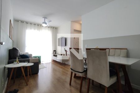 Sala de apartamento para alugar com 2 quartos, 60m² em Taquara, Rio de Janeiro