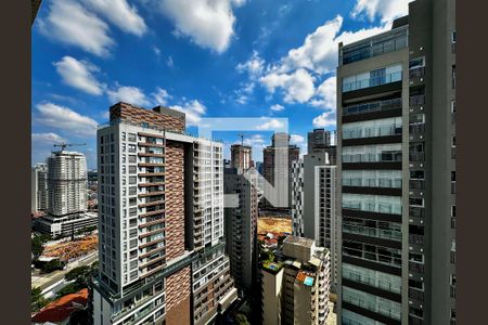 Vista de apartamento para alugar com 2 quartos, 70m² em Jardim das Acacias, São Paulo