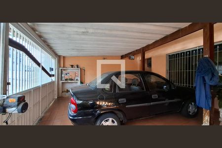 Garagem de casa à venda com 3 quartos, 110m² em Vila Alzira, Santo André