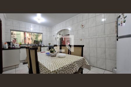 Cozinha de casa à venda com 3 quartos, 110m² em Vila Alzira, Santo André