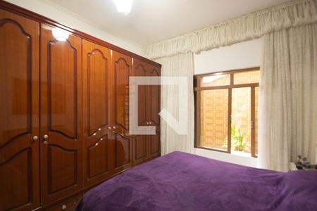 Quarto 2 de casa para alugar com 4 quartos, 234m² em Jardim Brasil (zona Norte), São Paulo