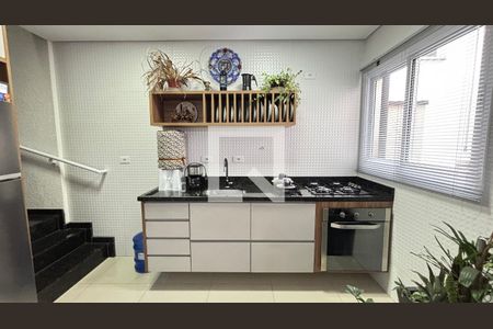 Cozinha de apartamento à venda com 2 quartos, 140m² em Vila Valparaíso, Santo André