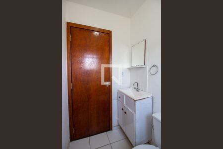 Banheiro de apartamento para alugar com 1 quarto, 43m² em Vila Helena, Sorocaba