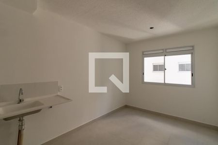 Sala de apartamento para alugar com 2 quartos, 32m² em Vila Maria, Guarulhos