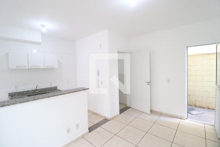 Sala de apartamento para alugar com 2 quartos, 60m² em Shopping Park, Uberlândia