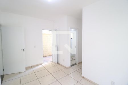Sala de apartamento para alugar com 2 quartos, 60m² em Shopping Park, Uberlândia