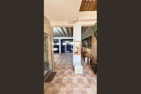 Garagem de casa à venda com 2 quartos, 230m² em Jardim Marek, Santo André