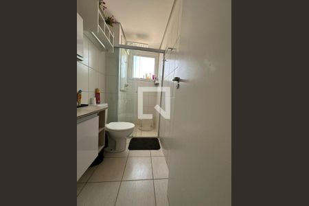 Banheiro de apartamento à venda com 2 quartos, 68m² em Residencial das Flores, Várzea Paulista