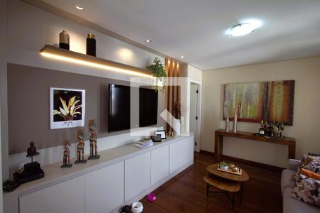 Sala de estar de apartamento à venda com 4 quartos, 145m² em Gutierrez, Belo Horizonte