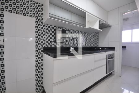 Cozinha de apartamento para alugar com 2 quartos, 60m² em Vila Gustavo, São Paulo