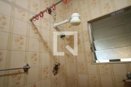 Banheiro de casa à venda com 3 quartos, 90m² em Irajá, Rio de Janeiro