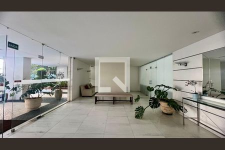 Hall de entrada de apartamento para alugar com 3 quartos, 130m² em Jardins, São Paulo