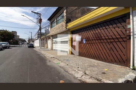 Fachada e Plaquinha de casa à venda com 3 quartos, 252m² em Jardim Popular, São Paulo