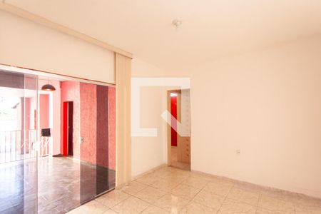 Sala 1 de casa para alugar com 2 quartos, 180m² em Urca, Belo Horizonte