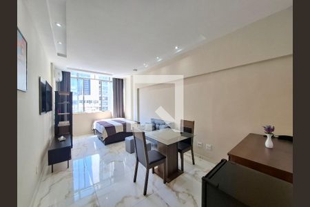Sala/Quarto de apartamento para alugar com 1 quarto, 33m² em Centro, Rio de Janeiro