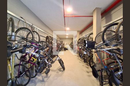 Área comum- bicicletário de apartamento para alugar com 1 quarto, 33m² em Centro, Rio de Janeiro