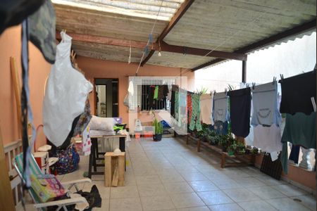 Quintal de casa à venda com 3 quartos, 275m² em Vila Valparaíso, Santo André