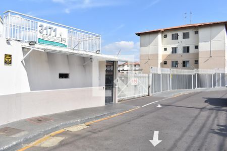 Fachada  de apartamento para alugar com 2 quartos, 50m² em Sítio Cercado, Curitiba