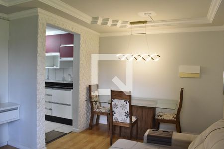 Sala de apartamento para alugar com 2 quartos, 50m² em Sítio Cercado, Curitiba