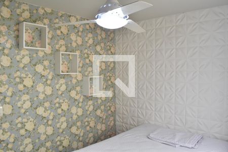 Quarto 1 de apartamento para alugar com 2 quartos, 50m² em Sítio Cercado, Curitiba