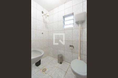 Banheiro de casa à venda com 3 quartos, 186m² em Harmonia, Canoas