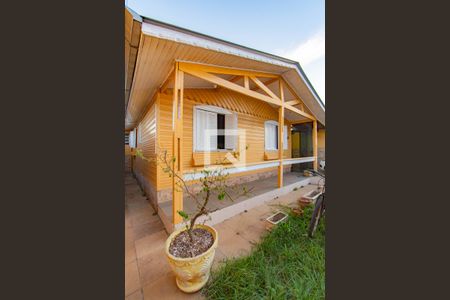 Fachada de casa à venda com 3 quartos, 186m² em Harmonia, Canoas