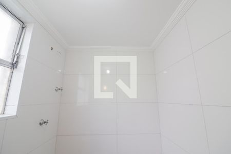 Banheiro de apartamento à venda com 2 quartos, 60m² em Vila Lageado, São Paulo