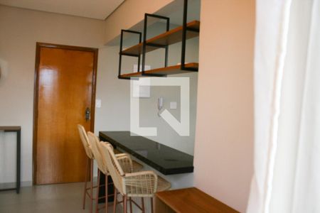 Sala de apartamento para alugar com 1 quarto, 50m² em Guilhermina, Praia Grande
