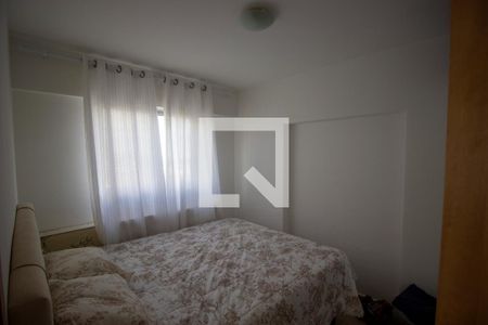 Quarto de apartamento para alugar com 2 quartos, 54m² em Qi, Brasília