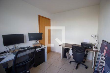 Quarto 2 de apartamento para alugar com 2 quartos, 54m² em Qi, Brasília