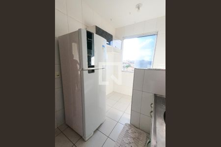 Cozinha de apartamento à venda com 2 quartos, 55m² em Novo Horizonte, Betim