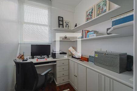 Escritório de apartamento à venda com 3 quartos, 100m² em Santo Antônio, Belo Horizonte