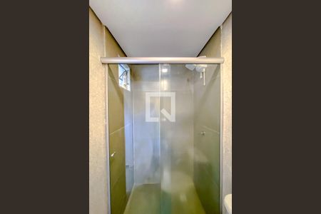 Banheiro de kitnet/studio para alugar com 1 quarto, 25m² em Vila Prudente, São Paulo