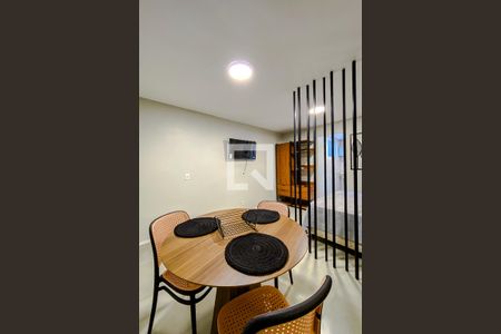 Sala/Cozinha de kitnet/studio para alugar com 1 quarto, 25m² em Vila Prudente, São Paulo